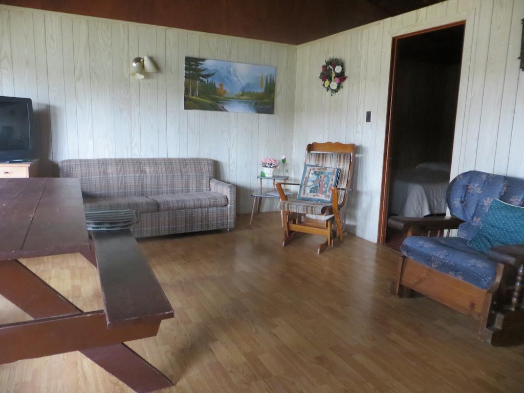 Maciver'S Motel And Camp Blind River Номер фото